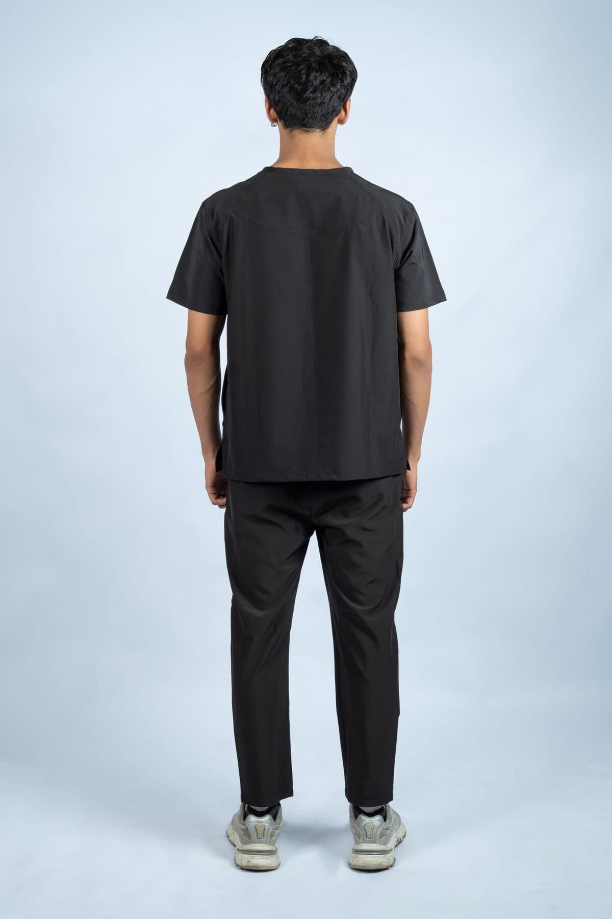 Men’s Athletic Scrub Set – Black alternate view
